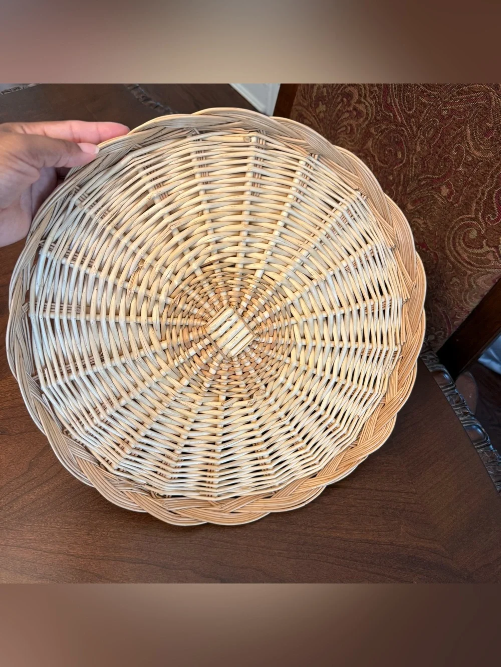 Vintage Woven Round Serving Basket Tray / Rattan Charger - Natural Tan
